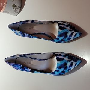 Blue multi colored heels size 6